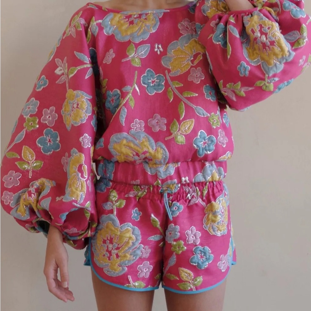 Arianne Elmy sparkly Floral 2 piece!